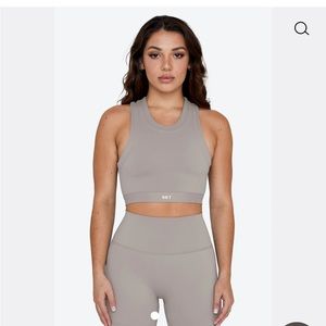 Set Active Sport Body High Neck Sports Bra & Matching Leggings in Stone